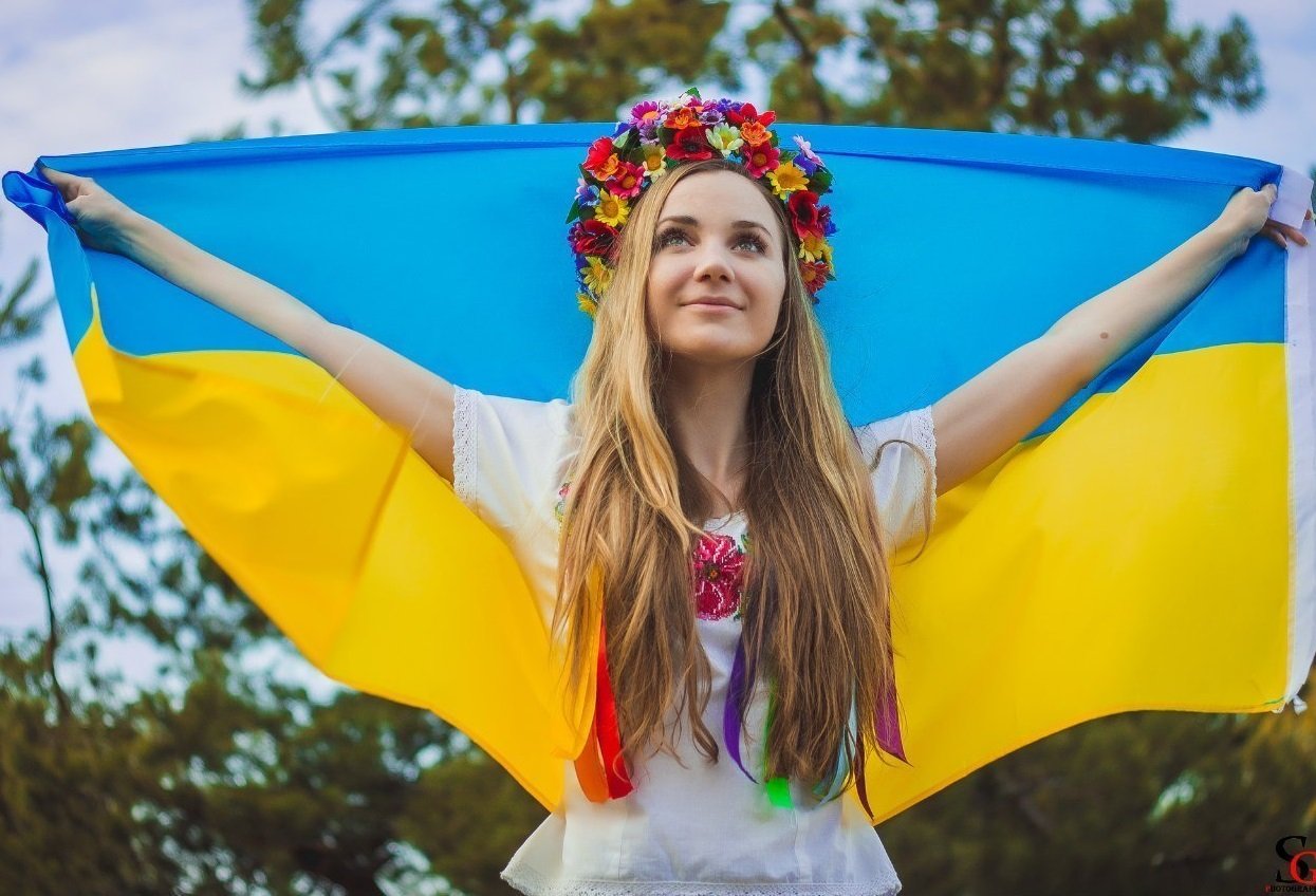 Повышение цен, рост пенсий и отказ от бумажных документов: что изменится в Украине с 1 августа