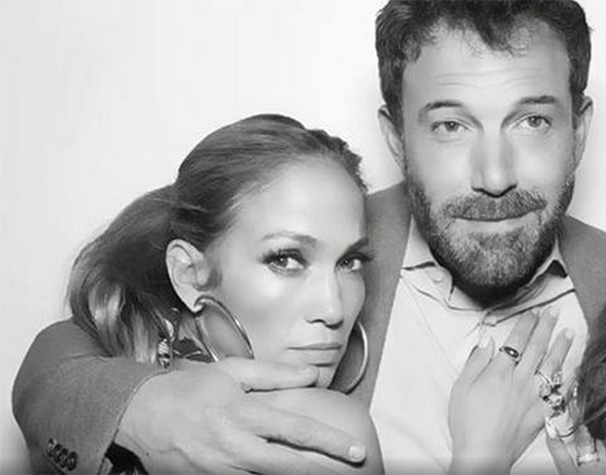 Старість не радість: у Мережі з'явилися фото Дженніфер Лопес та Бена Аффлека без обробки - today.ua