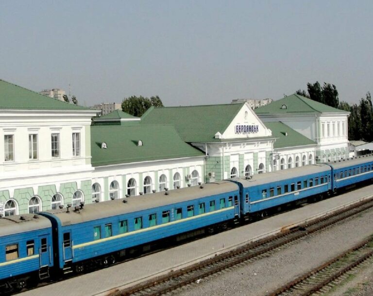 Укрзалізниця у липні змінює маршрути потягів, щоб скоротити час поїздки пасажирам - today.ua