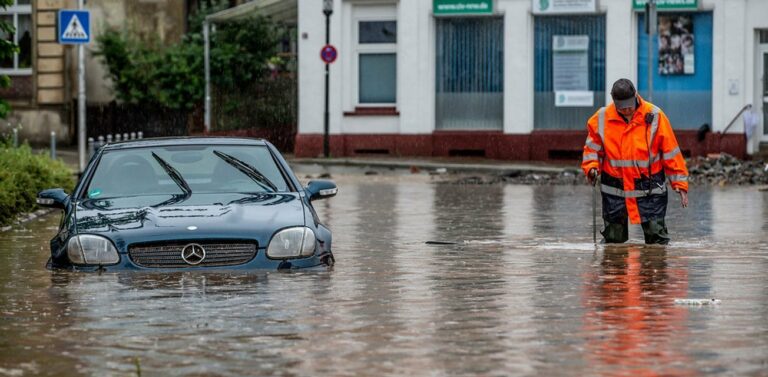 Експерти назвали ознаки автомобіля-“потопельника“  - today.ua