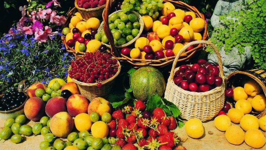 Українцям розповіли, якими будуть ціни на овочі і фрукти наступного року