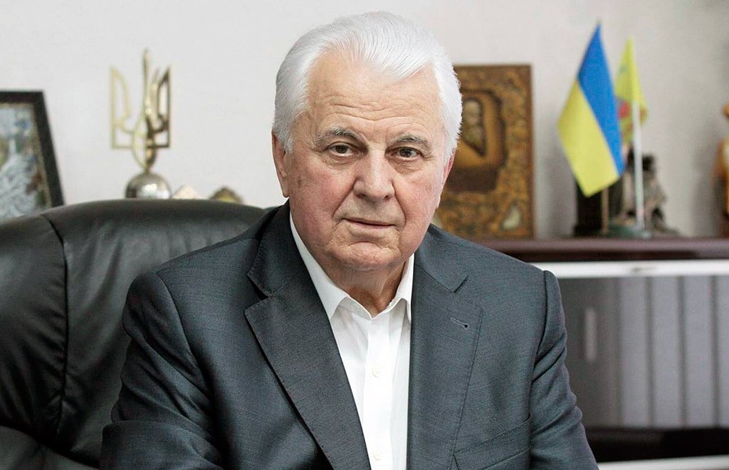 Подключили к аппарату ИВЛ: Леонид Кравчук – в тяжелом состоянии