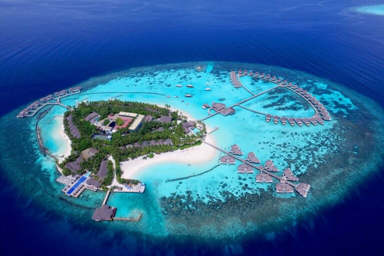 Мальдивы уходят под воду: вскоре излюбленного места отдыха состоятельных украинцев может не стать - today.ua
