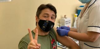 Сергей Притула сделал вакцину от коронавируса: видео - today.ua