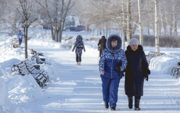 Украинцев предупредили о морозной зиме с ледяными дождями: прогноз синоптика до конца 2021 года - today.ua