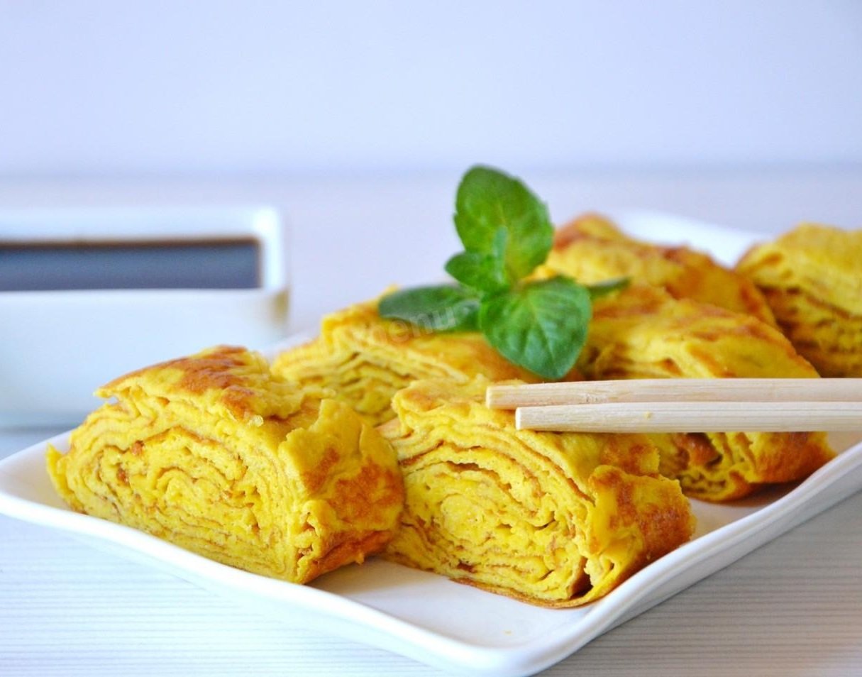 Омлет по-японски Тамагояки: рецепт вкусного и полезного блюда для всей семьи - today.ua