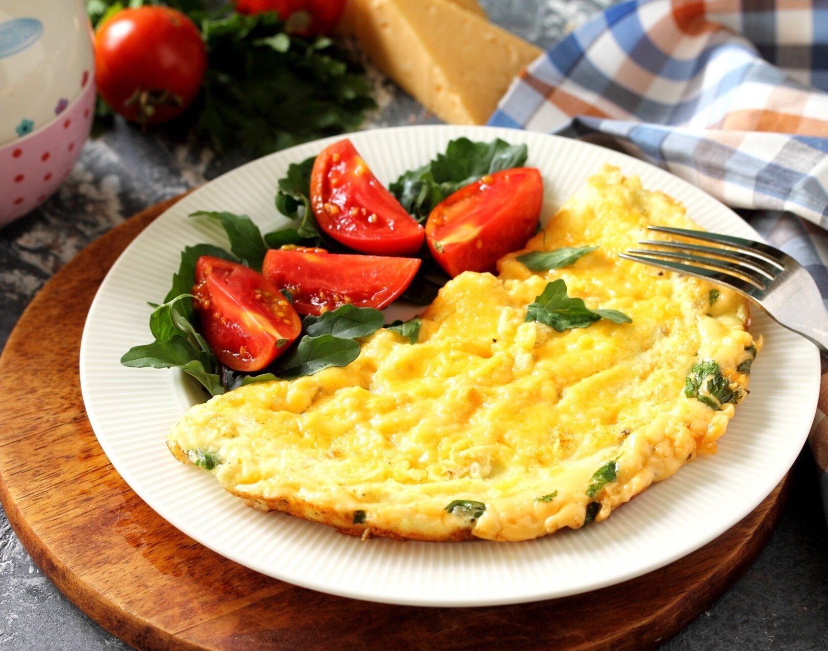 Омлет с майонезом и мясной начинкой: рецепт - Today.ua