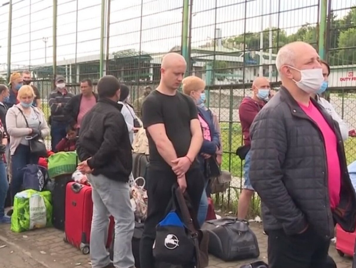 Переводы от заробитчан власти выдают за инвестиции: почему из Украины выехало 10 миллионов человек