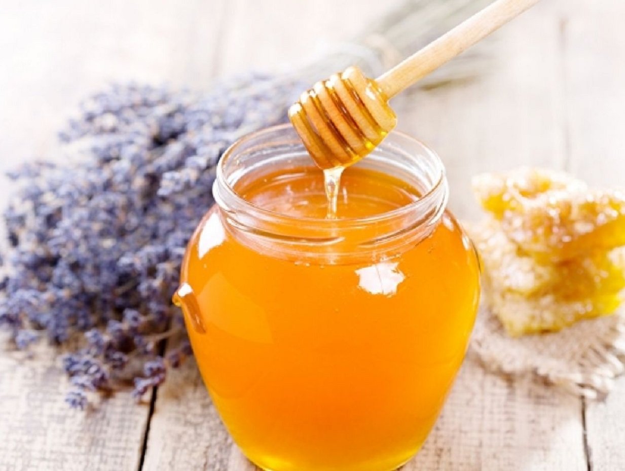 В Украине увеличились объемы фальсифицирования меда: как распознать подделку