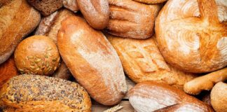 Украинцам рассказали, какой хлеб наиболее опасен для здоровья - today.ua