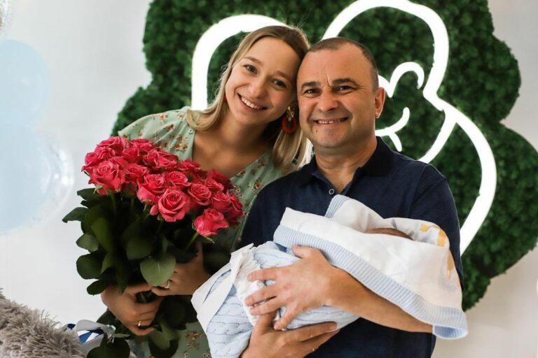 “Це бажання чоловіка“: дружина Віктора Павлика проти своєї волі охрестила 2-місячного сина - today.ua