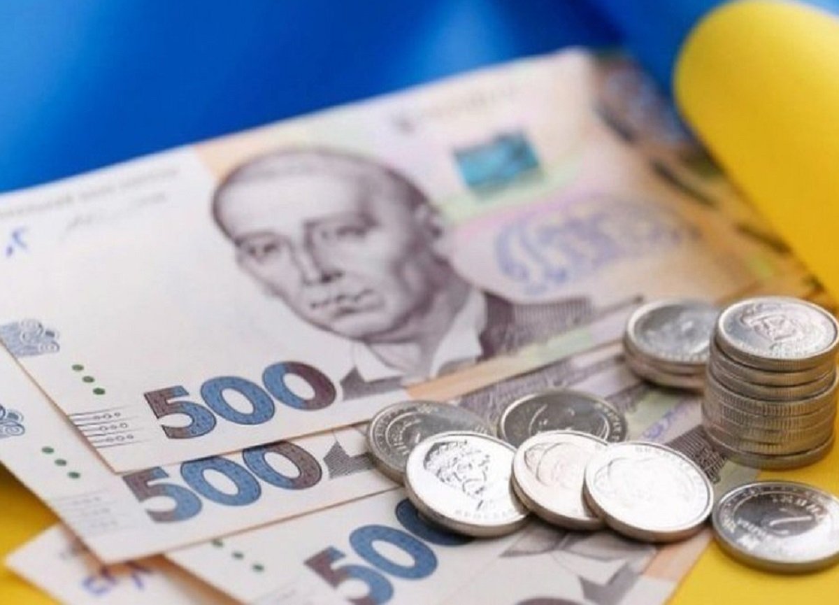 Названы шесть категорий граждан, которым выплатят материальную помощь ко Дню Независимости Украины