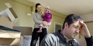 Українцям назвали суму заборгованості по комуналці, за яку будуть виселяти з житла навіть з малолітніми дітьми - today.ua