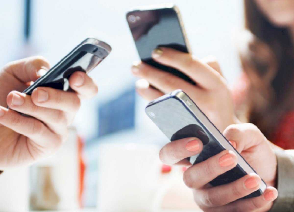 Київстар, Vodafone і lifecell пояснили, чому потрібно якнайшвидше прив'язати SIM-карту до паспорту