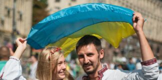 Подарунок до Дня Незалежності отримають всі українці, які зроблять щеплення від COVID-19 - today.ua