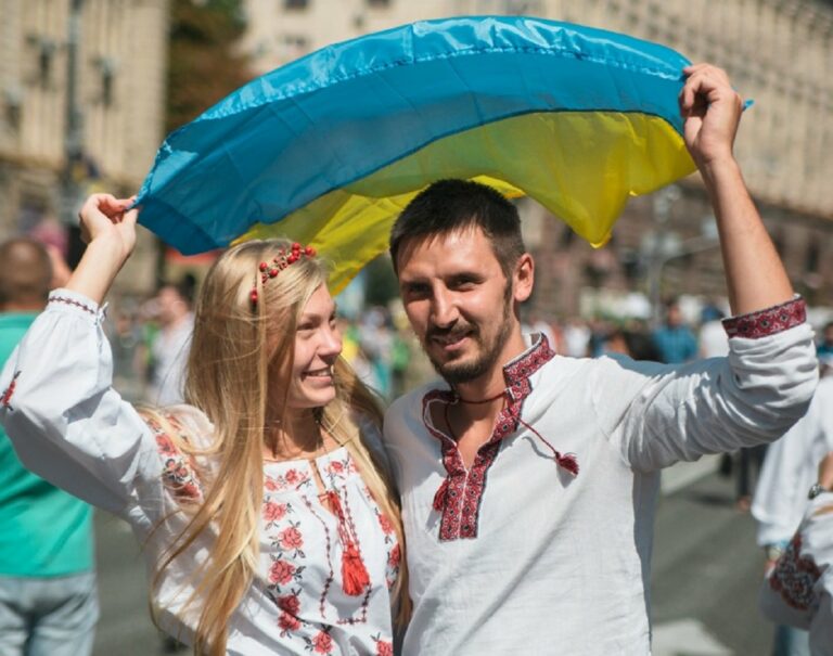 Подарок ко Дню Независимости получат все украинцы, которые сделают прививку от COVID-19 - today.ua