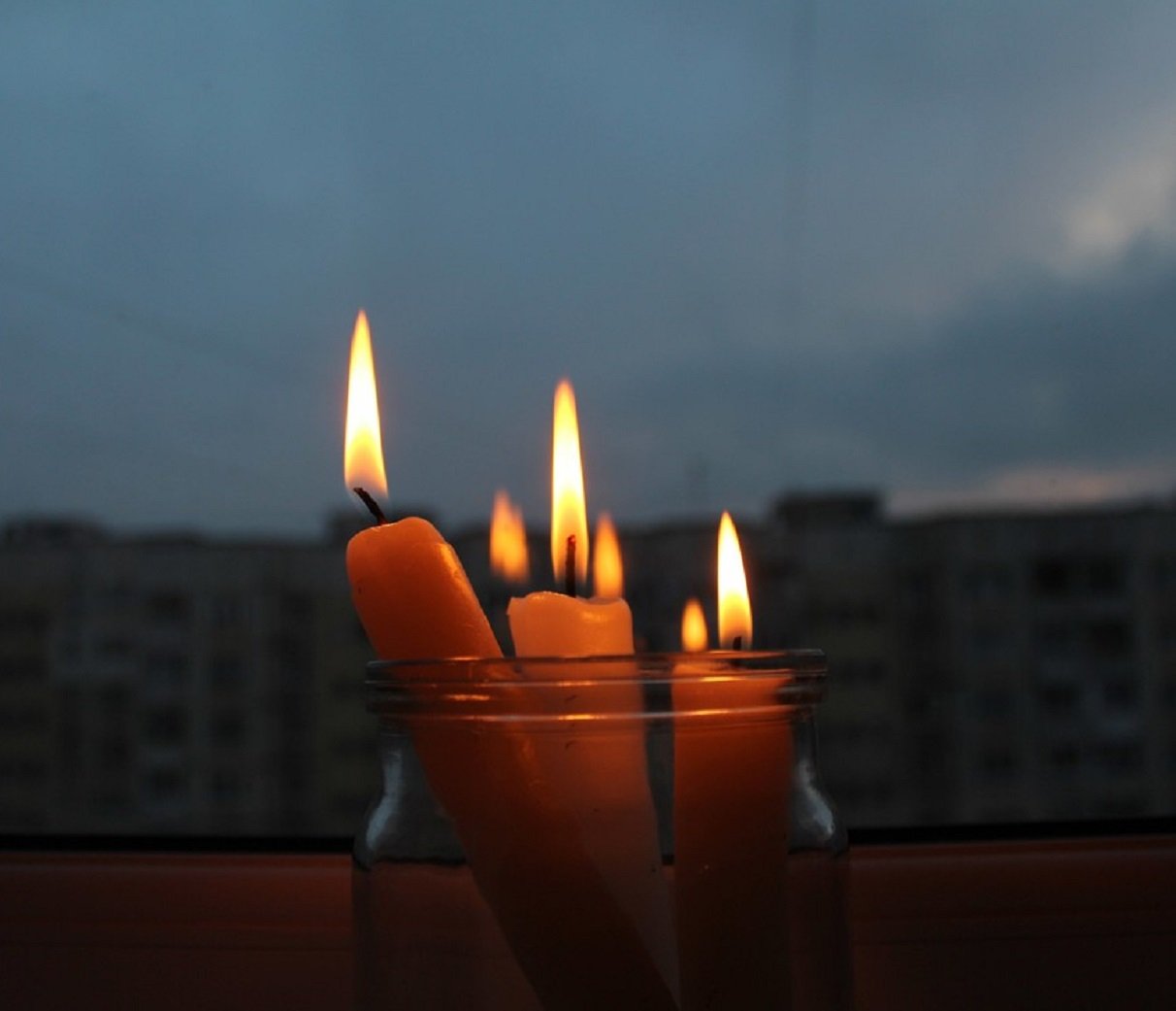 В Украине утвердили новые графики плановых отключений электричества в домах