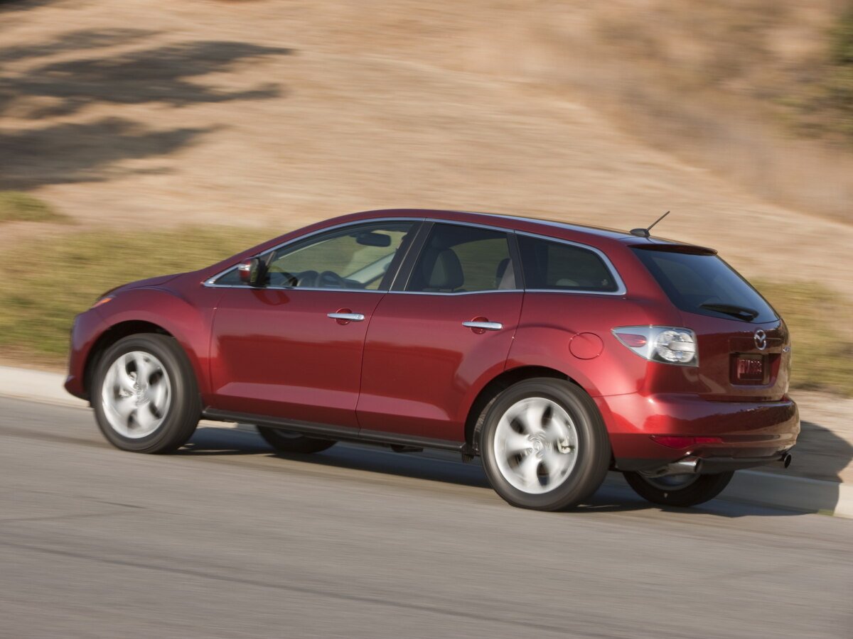 Второй шанс: Mazda возвращает на рынок старый кроссовер CX-7 первого поколения