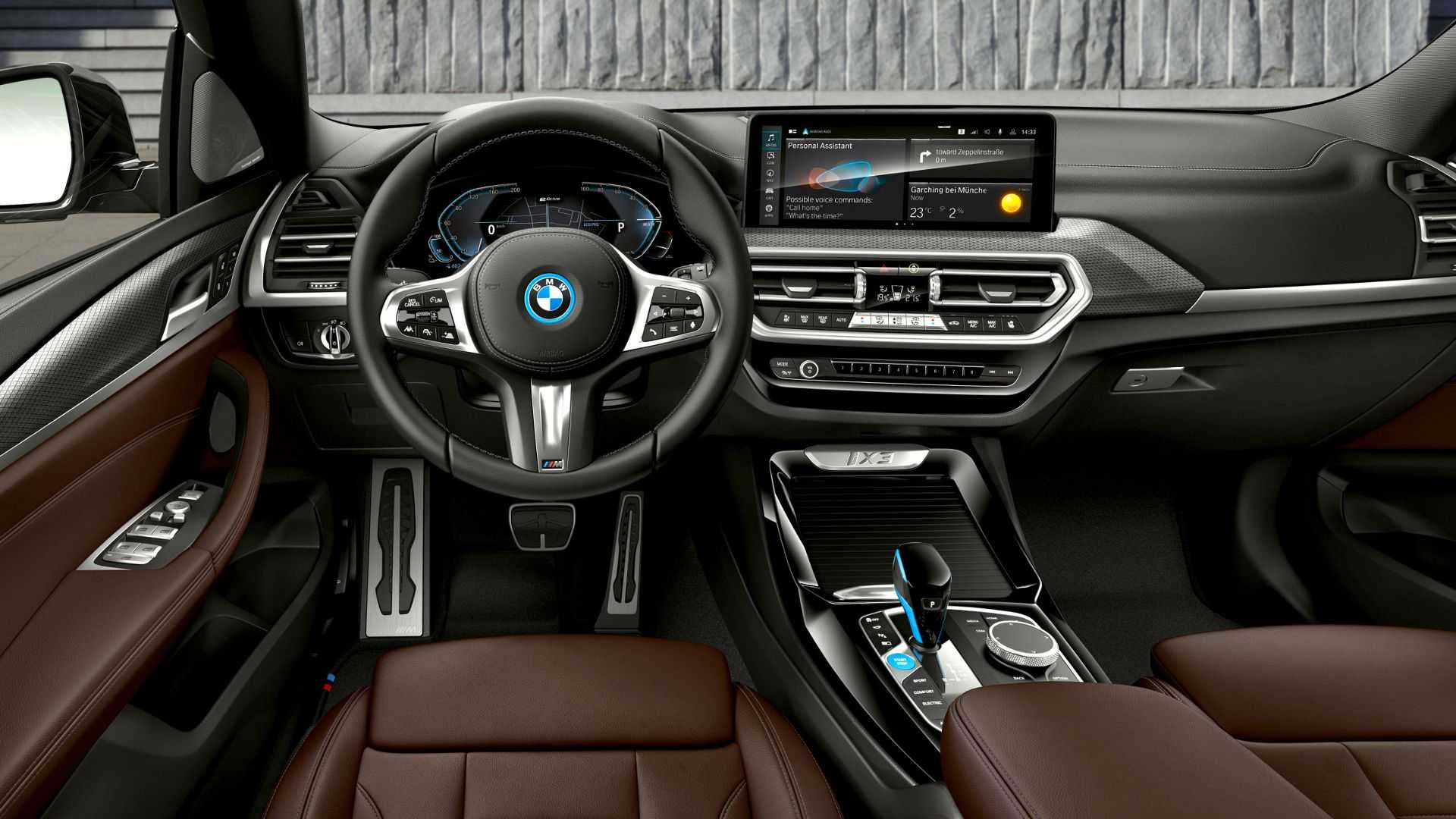 BMW представил обновленный кроссовер BMW iX3