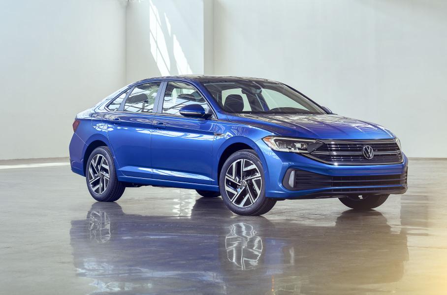 VW представив оновлену Jetta