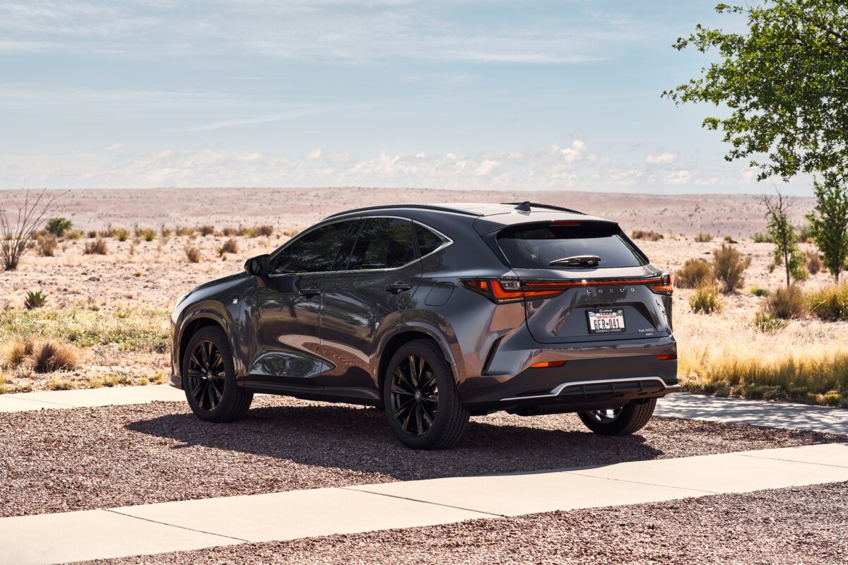 Начался прием заявок на Lexus NX нового поколения - today.ua