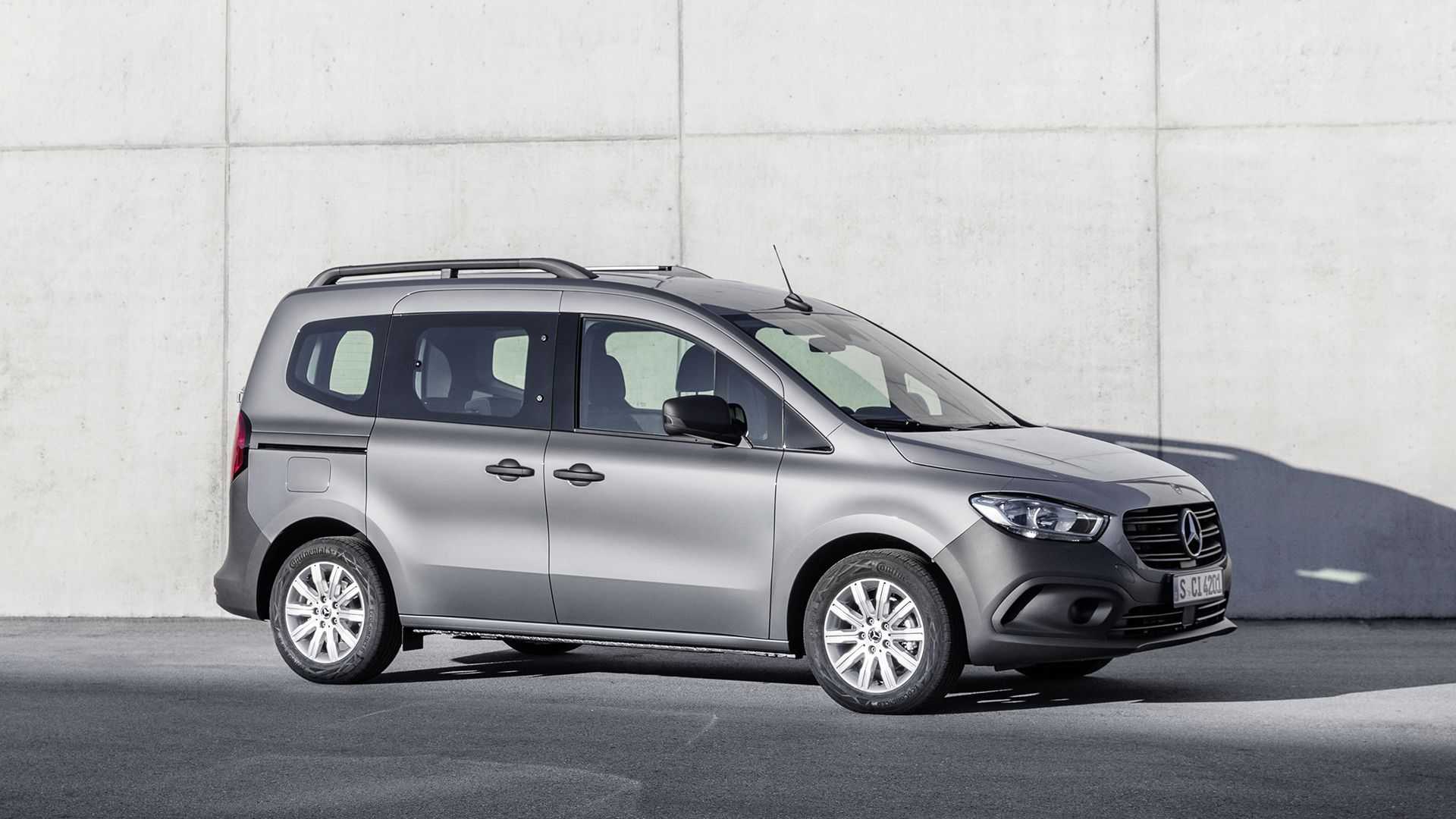 Восени з'явиться Mercedes на базі Renault - today.ua