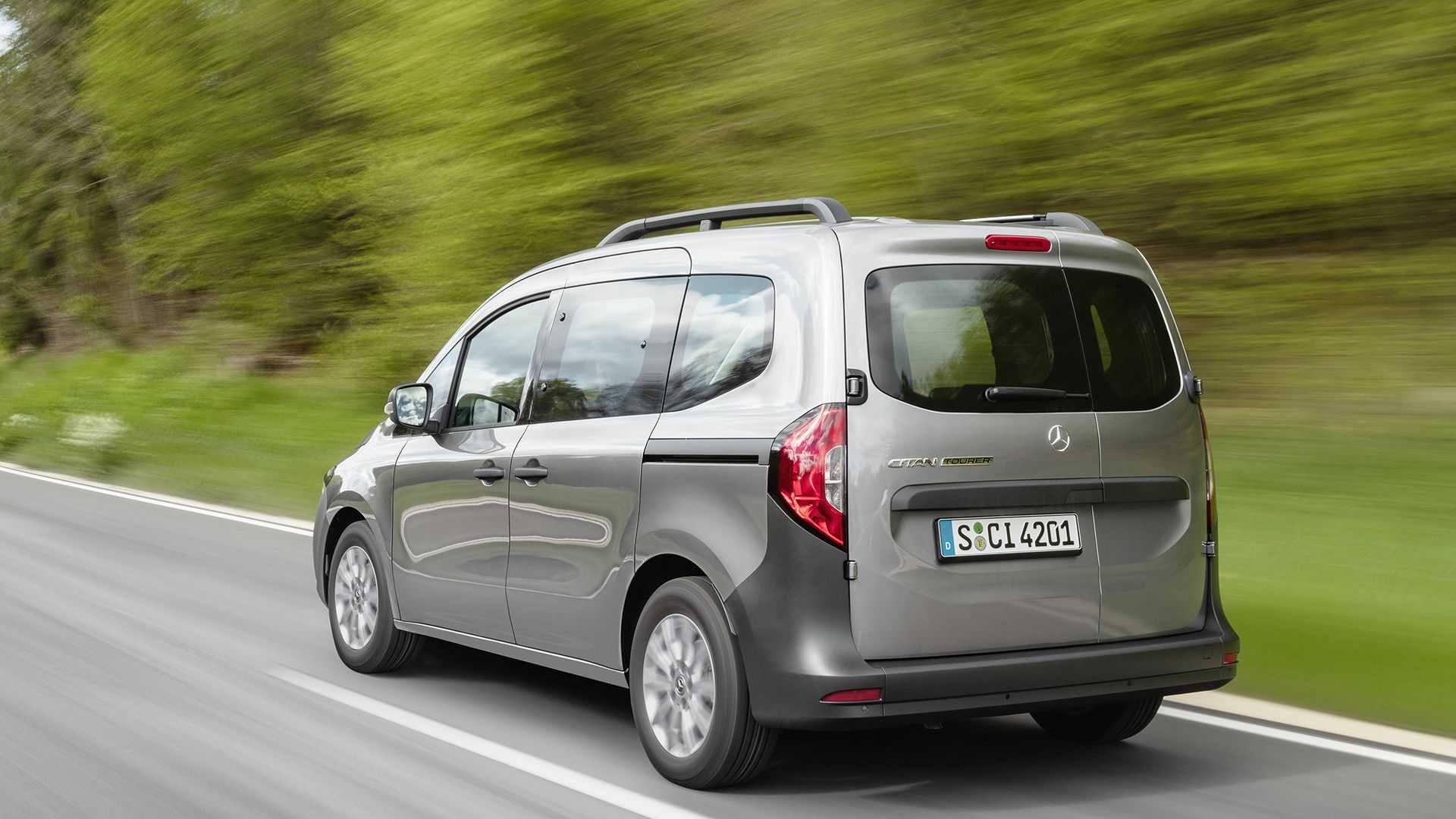 Восени з'явиться Mercedes на базі Renault - today.ua