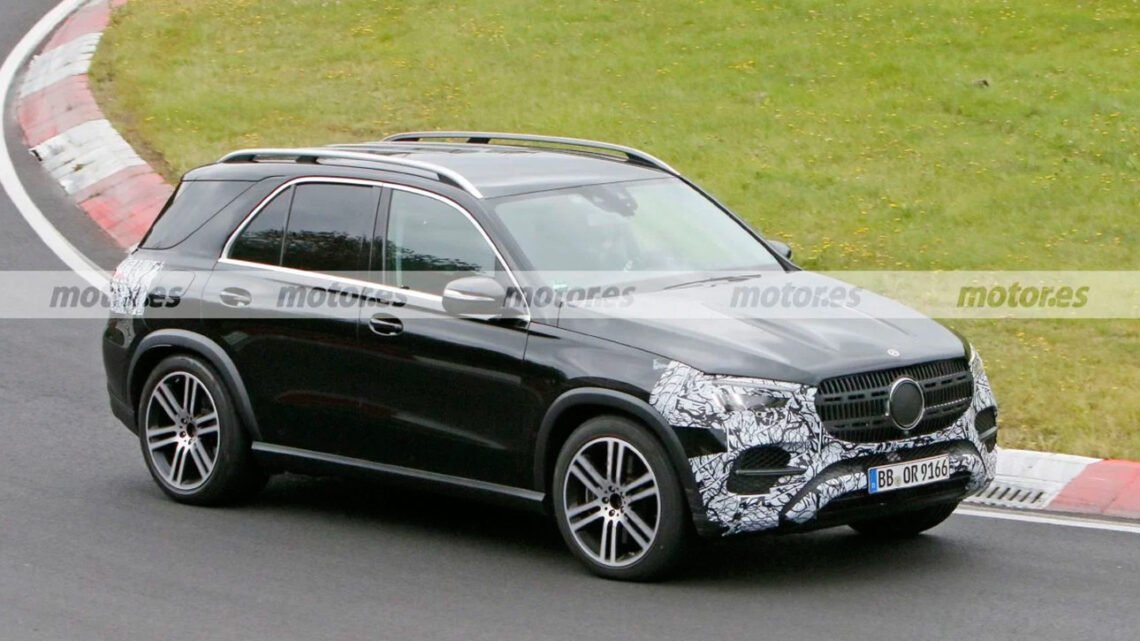 У Німеччині помітили оновлений Mercedes-Benz GLE