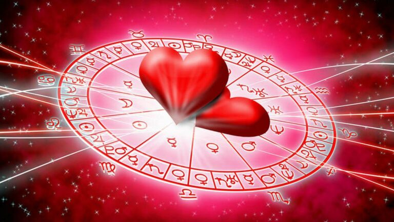 Пять знаков Зодиака, которым звезды пророчат любовь в октябре 2021 - today.ua