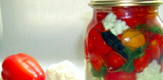 Мариноване асорті на зиму з осінніх овочів: швидкий рецепт без стерилізації - today.ua