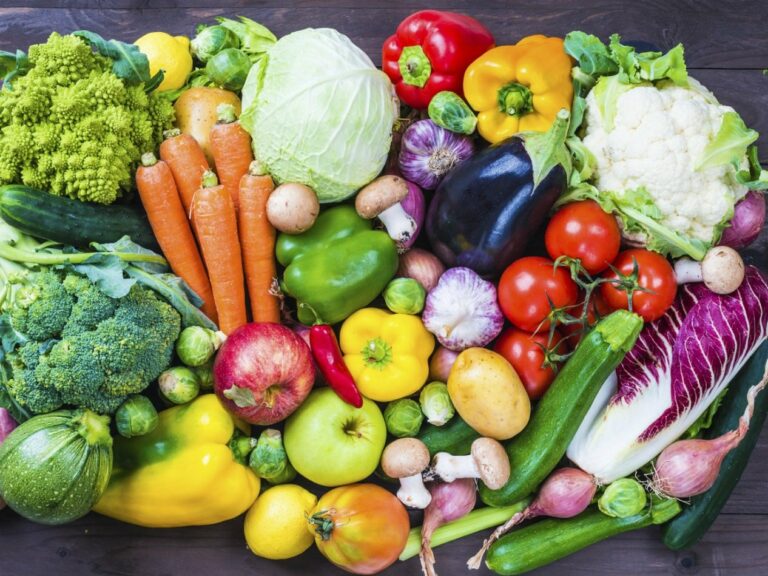 Меню для крепкого здоровья: медики назвали овощи, которые защитят от всех болезней и продлят жизнь - today.ua