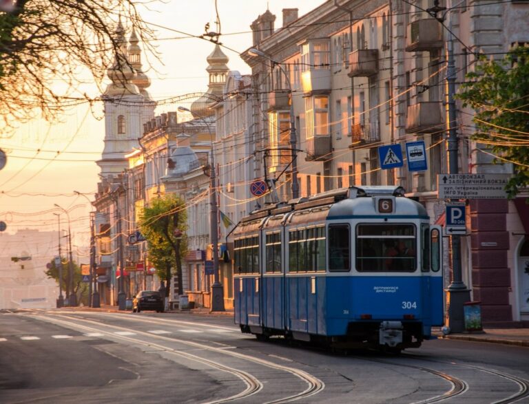 Названо три найкращих міста України за якістю життя - today.ua
