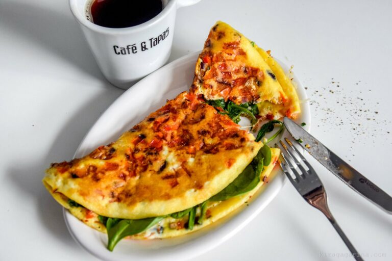Омлет с тыквой и шпинатом: простой рецепт вкусного осеннего завтрака - today.ua