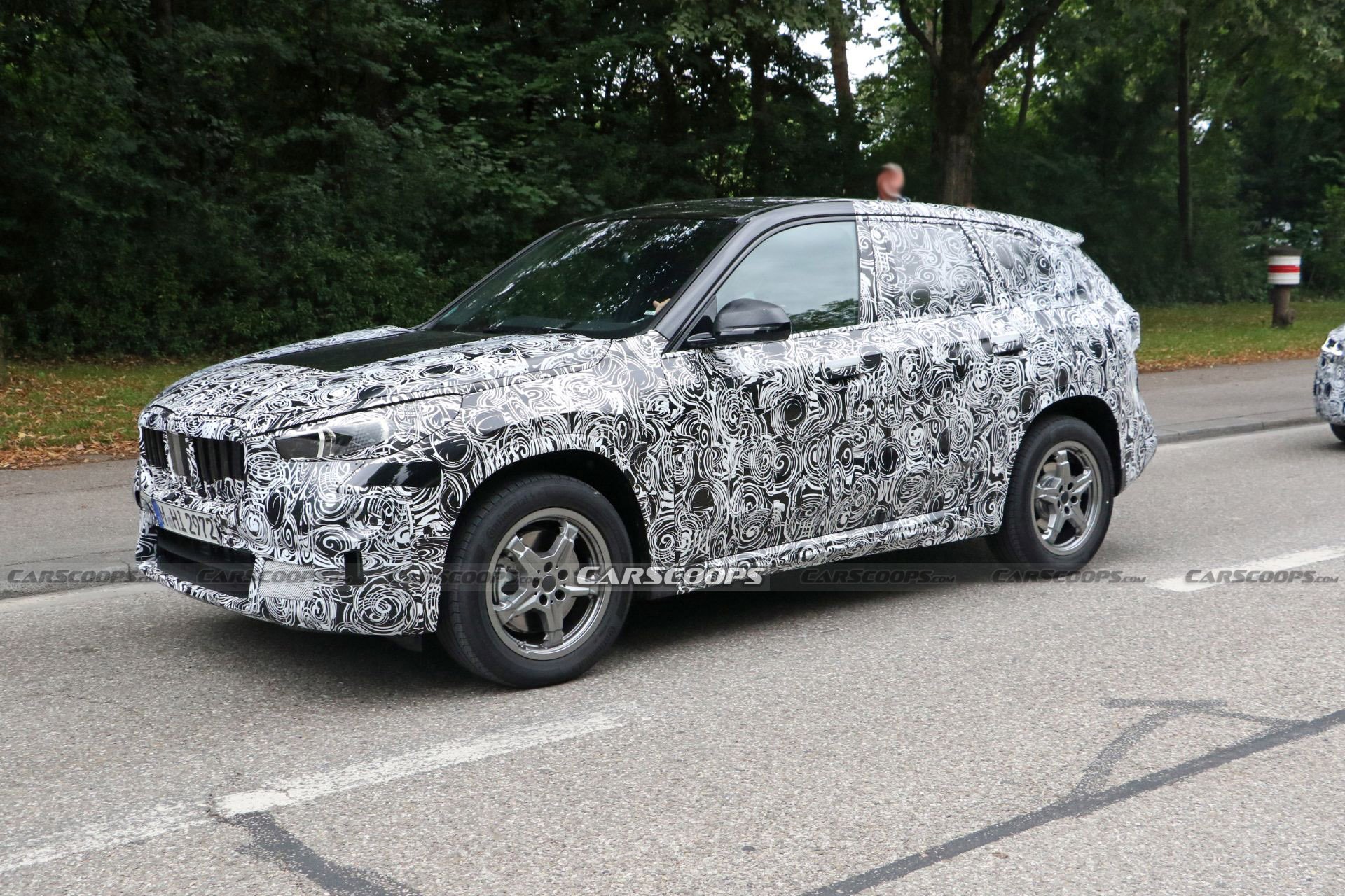 Найбільш доступний паркетник BMW отримає особливий салон - today.ua