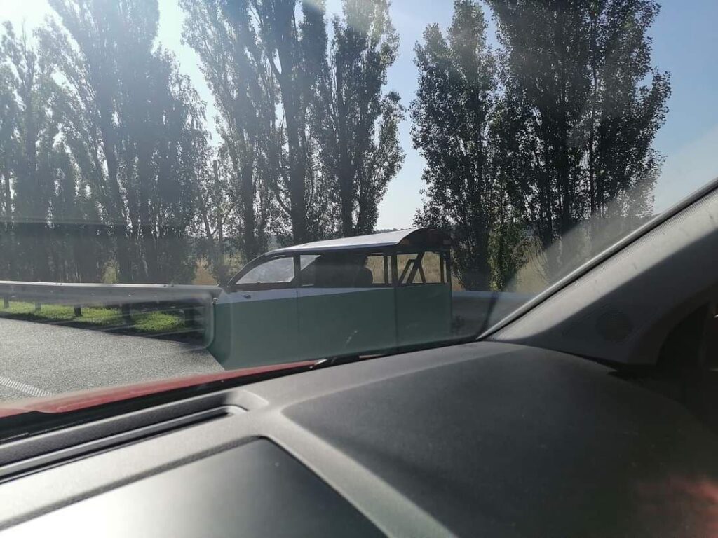 У Києві побачили дивний транспортний засіб - today.ua