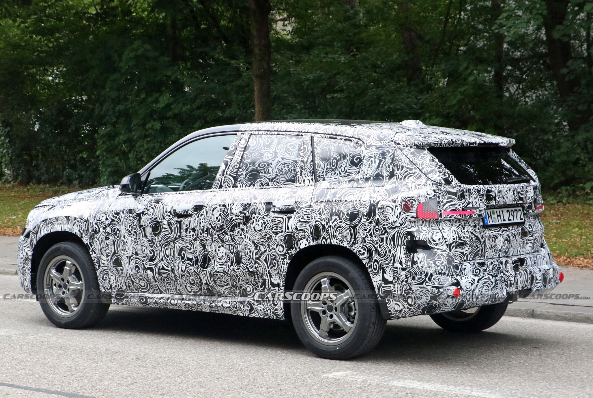 Найбільш доступний паркетник BMW отримає особливий салон - today.ua
