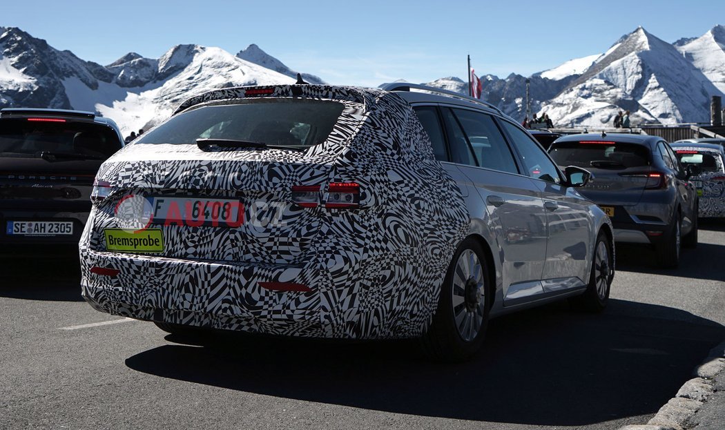 В Альпах тестируют Skoda Superb нового поколения - today.ua