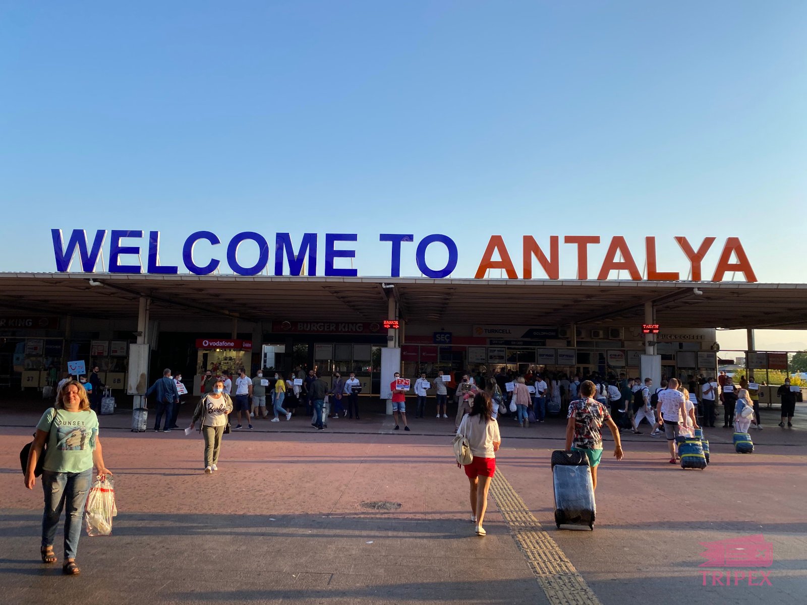 Турция с сентября ужесточила правила въезда для невакцинированных украинцев