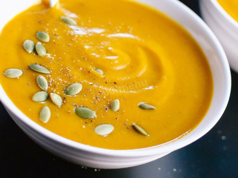 Гарбузовий крем-суп: рецепт найніжнішої вітамінної страви осені - today.ua