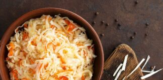 Квашена капуста за три дні: найвдаліший рецепт хрусткого і корисного для здоров'я салату - today.ua