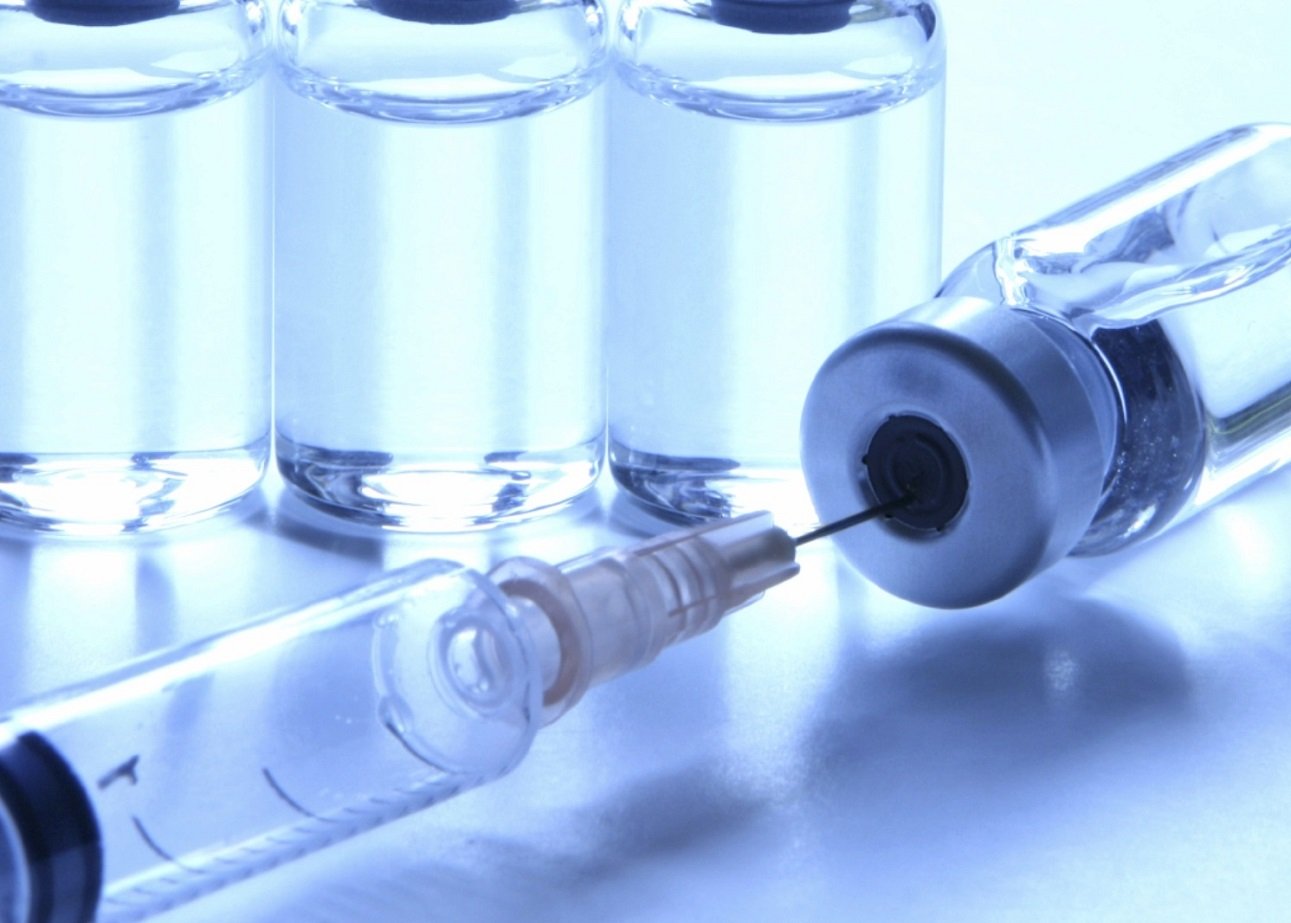 Українців змусять повторно пройти повний курс вакцинації: що не так зі щепленнями від COVID-19