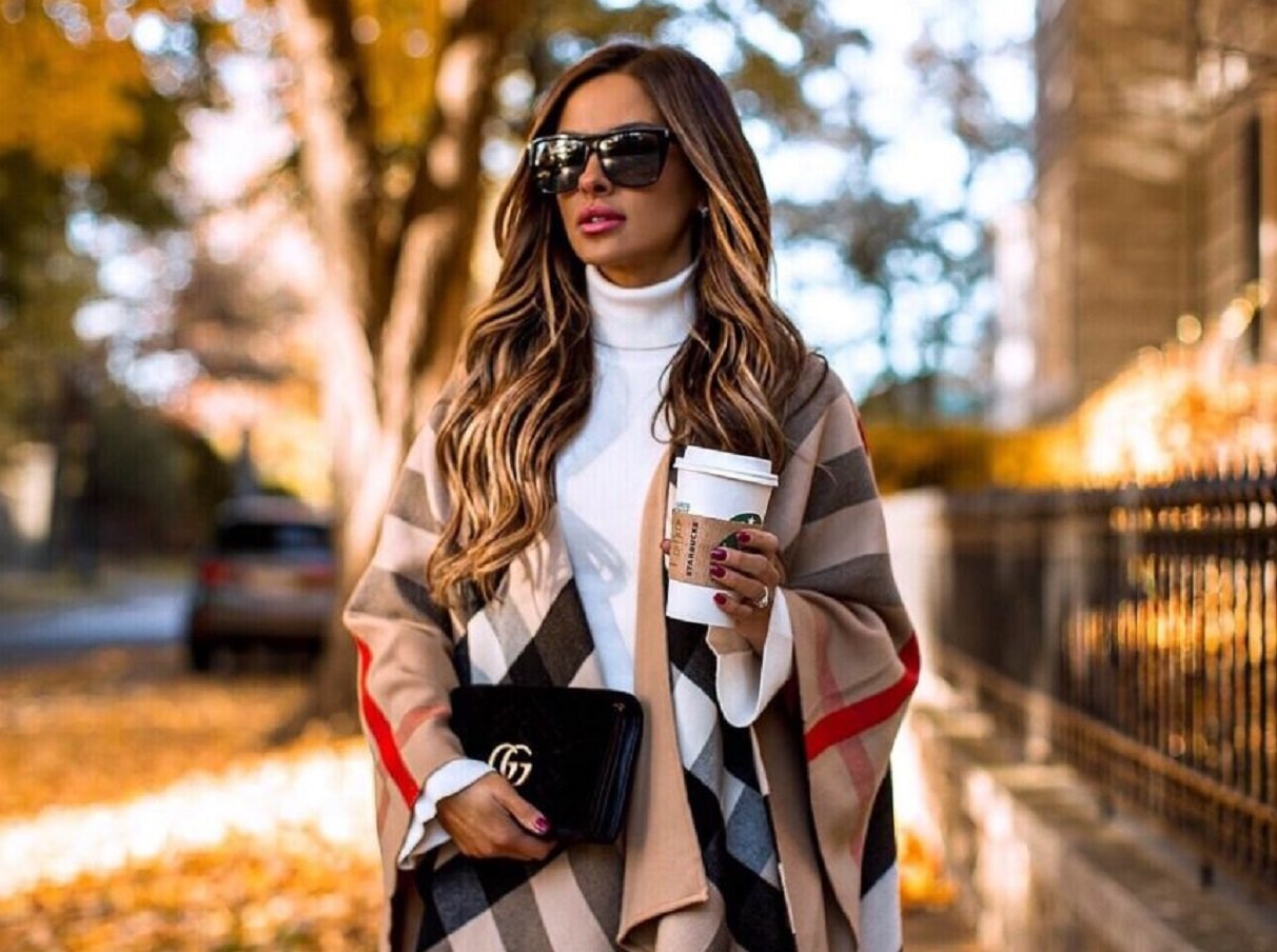 Жіночі зачіски на осінь: три варіанти красивого укладання волосся своїми руками - today.ua