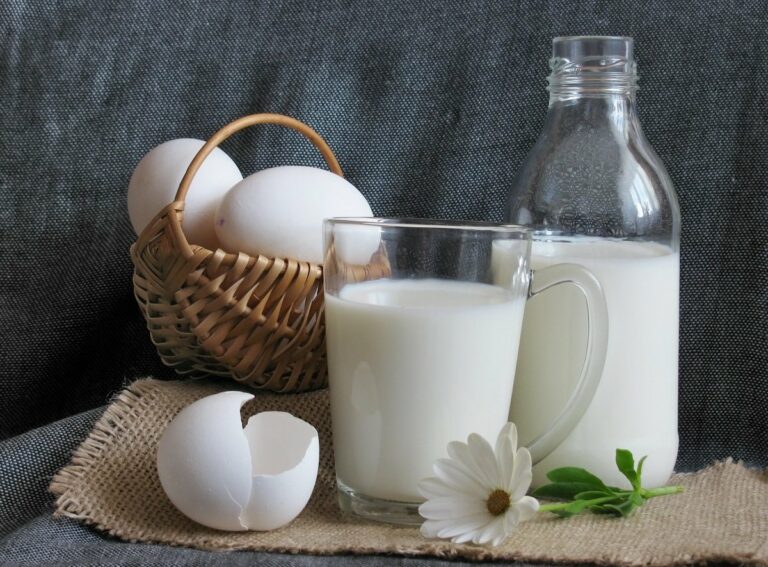 В Украине выросли цены на яйца и молоко: на сколько изменилась стоимость продуктов    - today.ua