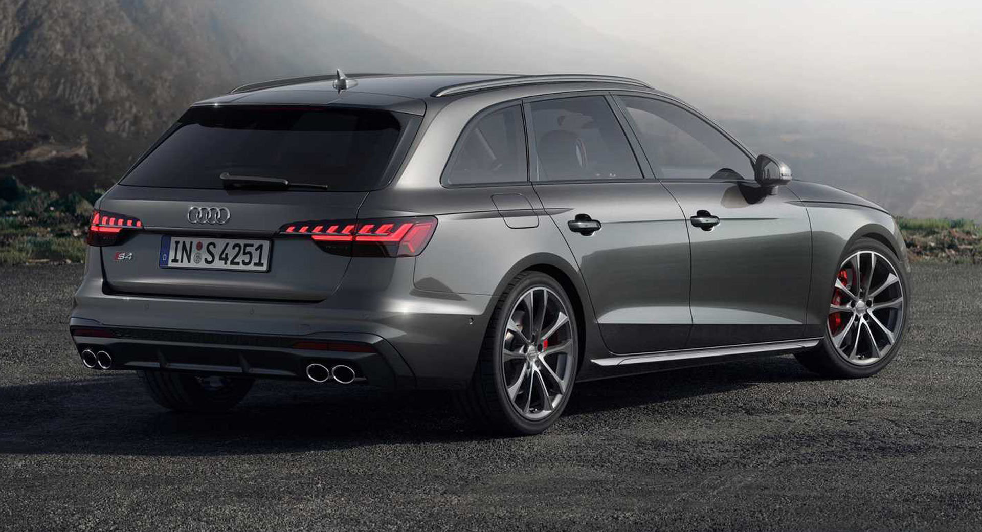 Нова Audi A4 з'явиться в 2023 році – всі подробиці