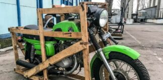 “Капсула времени“: В Украине нашли новый мотоцикл “Восход-3М“ 1993 года - today.ua