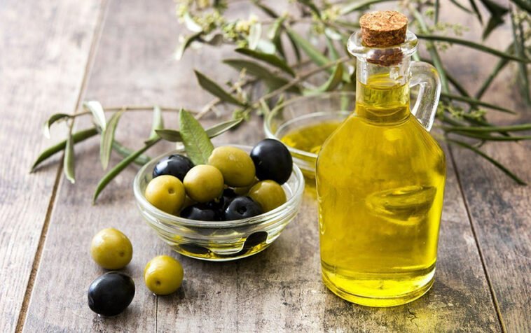 Оливковое масло, которое продают в Украине, изготовлено из подсолнечного: украинцам рассказали о масштабах фальсификации