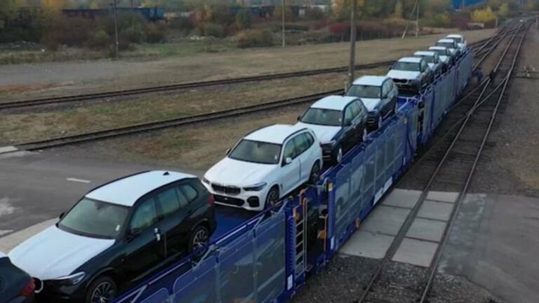Автомобили из Германии в Украину начали завозить на поездах - today.ua