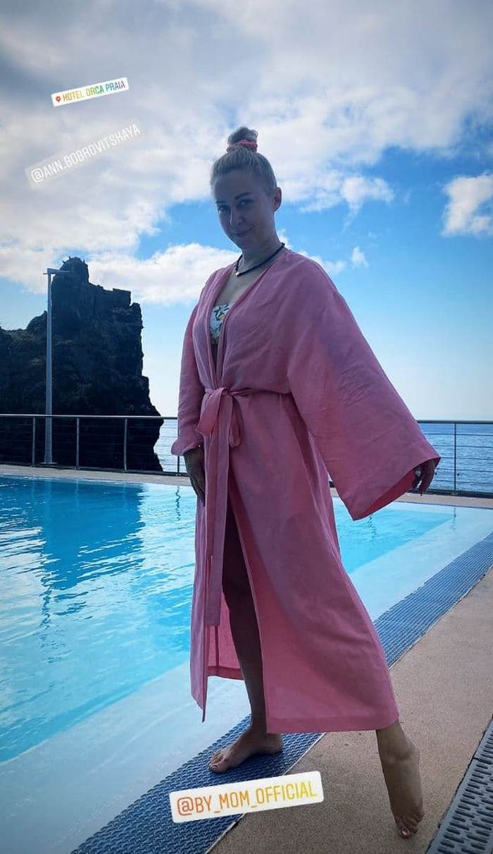 Тоня Матвиенко похвасталась фото в купальнике с отдыха на Мадейре