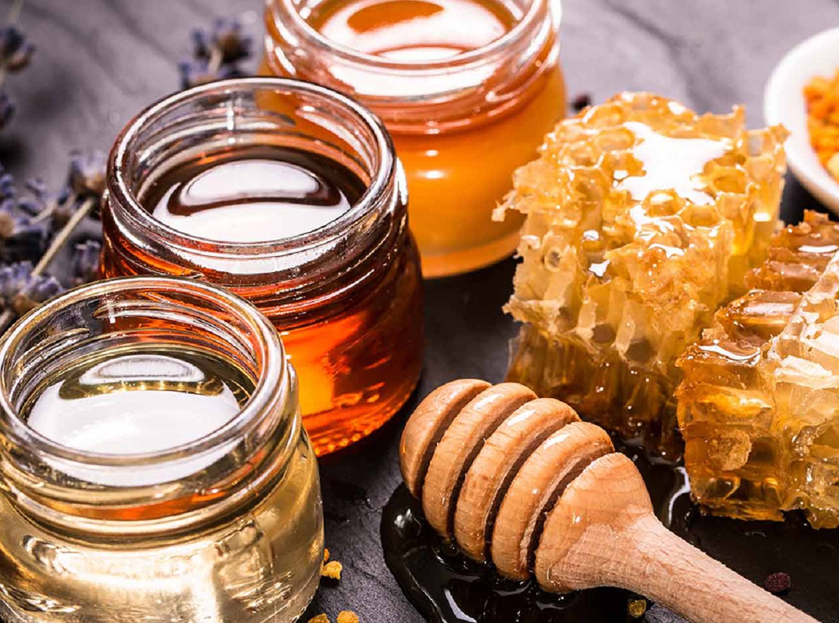 Украинцам продают фальсифицированный мед: как распознать подделку