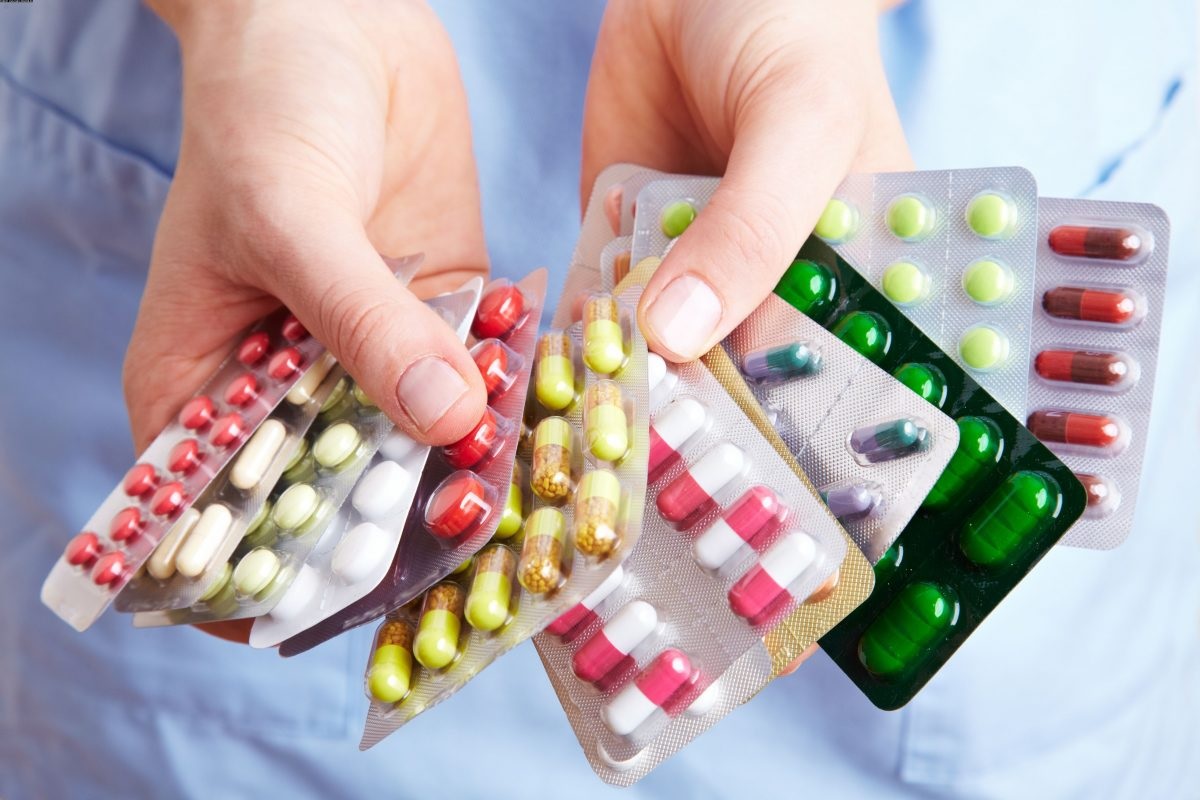 Лекарства в Украине будут продавать по новым правилам: кто не сможет купить даже витамины